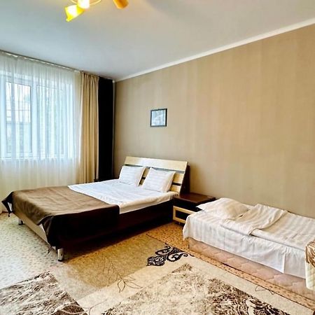 Chilling House Hotel โชลปอน-อาตา ภายนอก รูปภาพ
