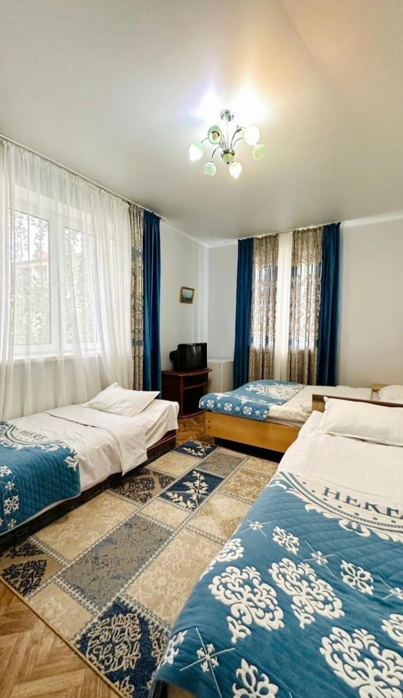 Chilling House Hotel โชลปอน-อาตา ภายนอก รูปภาพ